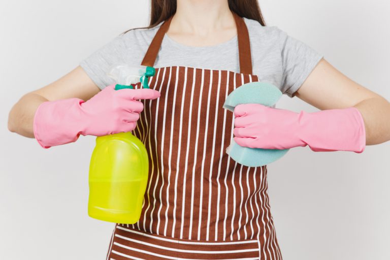 The Bree Van de Kamp Challenge : semaine 2 : Adopter une routine de nettoyage (avec document à imprimer…)