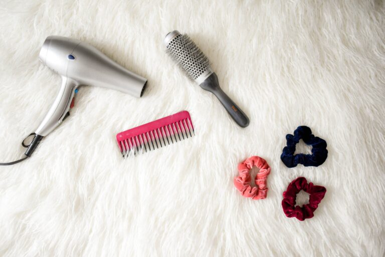 Coiffer une petite fille : conseils pour papas solos…
