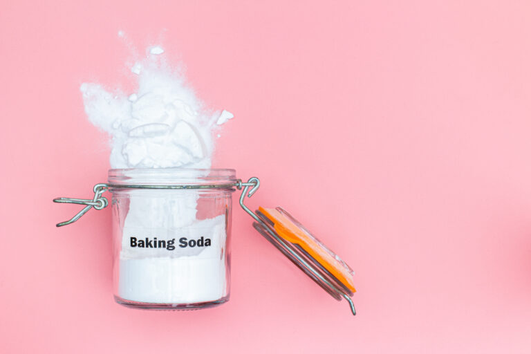 Le bicarbonate de soude est ton ami. Si.